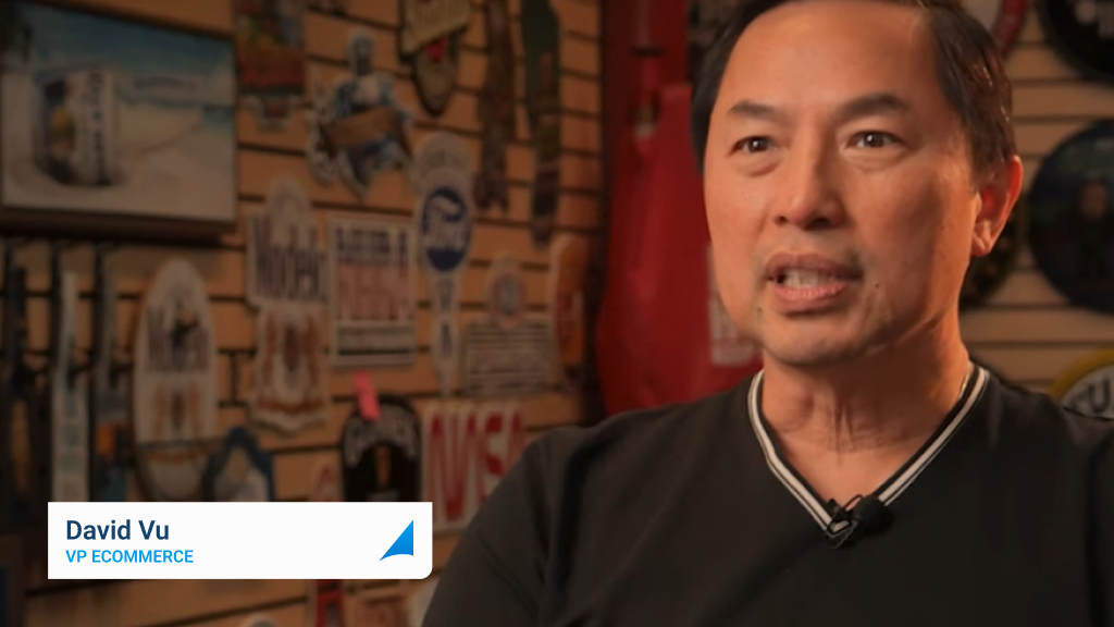 Crystal Art Gallery VP David Vu.